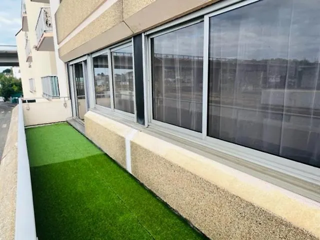 Gare A Pied 5 Chambres Confort & Espace Lorient Frankrijk