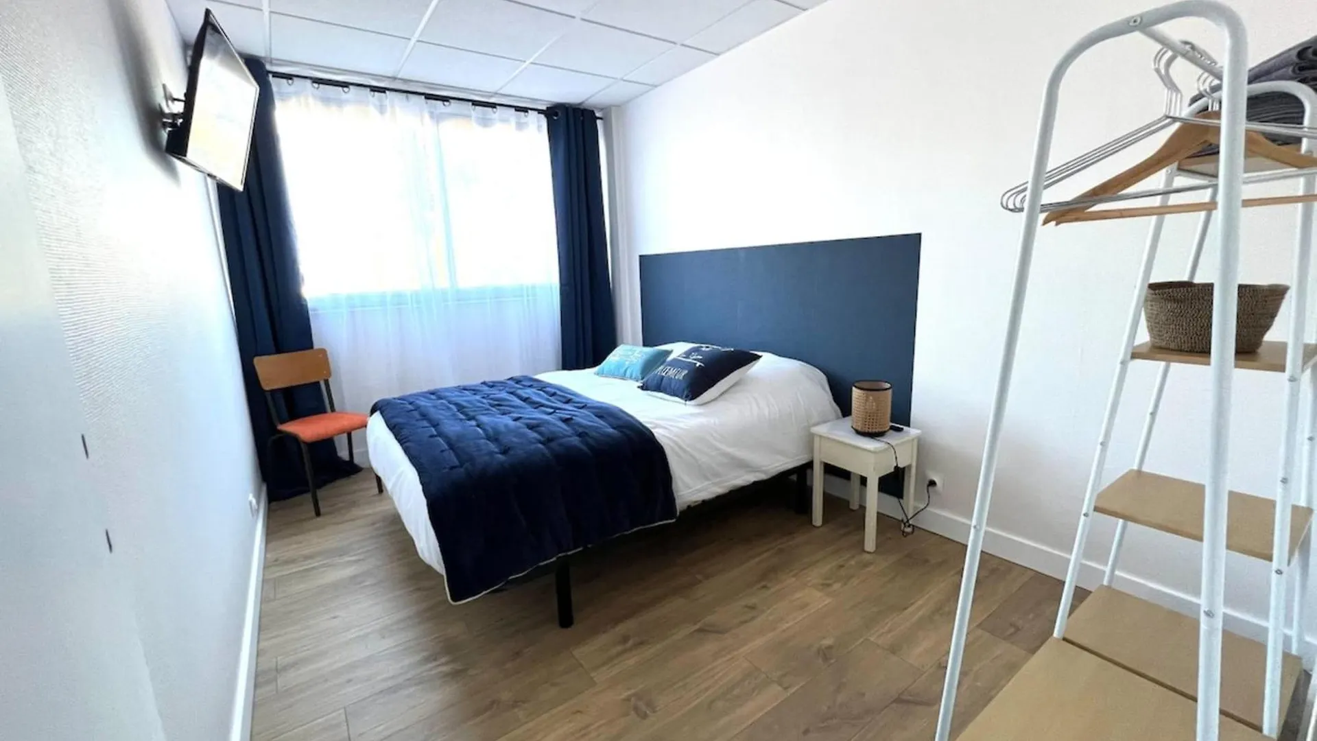 Gare A Pied 5 Chambres Confort & Espace Lorient Frankrijk